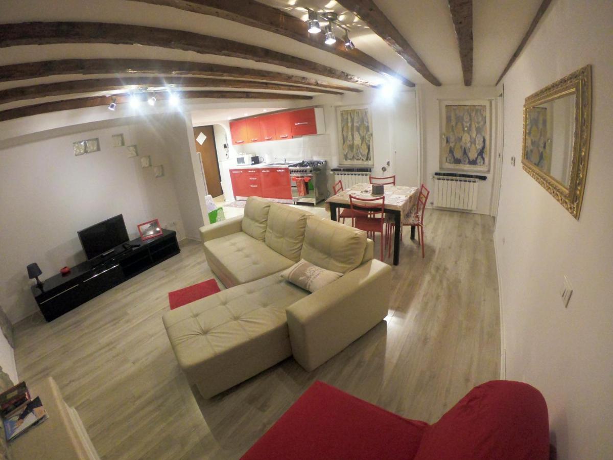 Casa Vacanze Rubino Trieste Luaran gambar